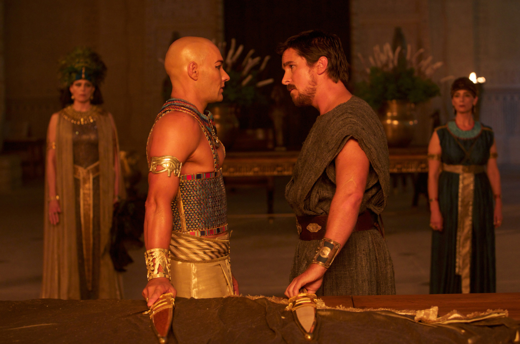 DF-01354 - Moses (Christian Bale, right) confronts Ramses (Joel Edgerton).