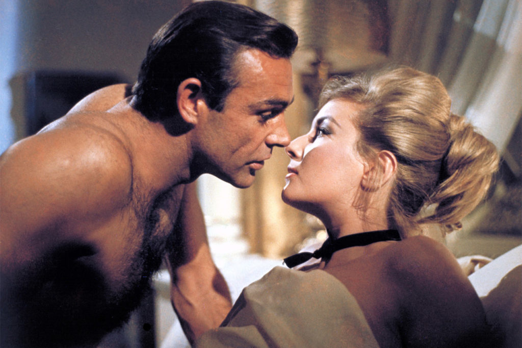 Sean-Connery-Daniela-Bianchi-From-Russia-With-Love-United-Artists-Everett-063015