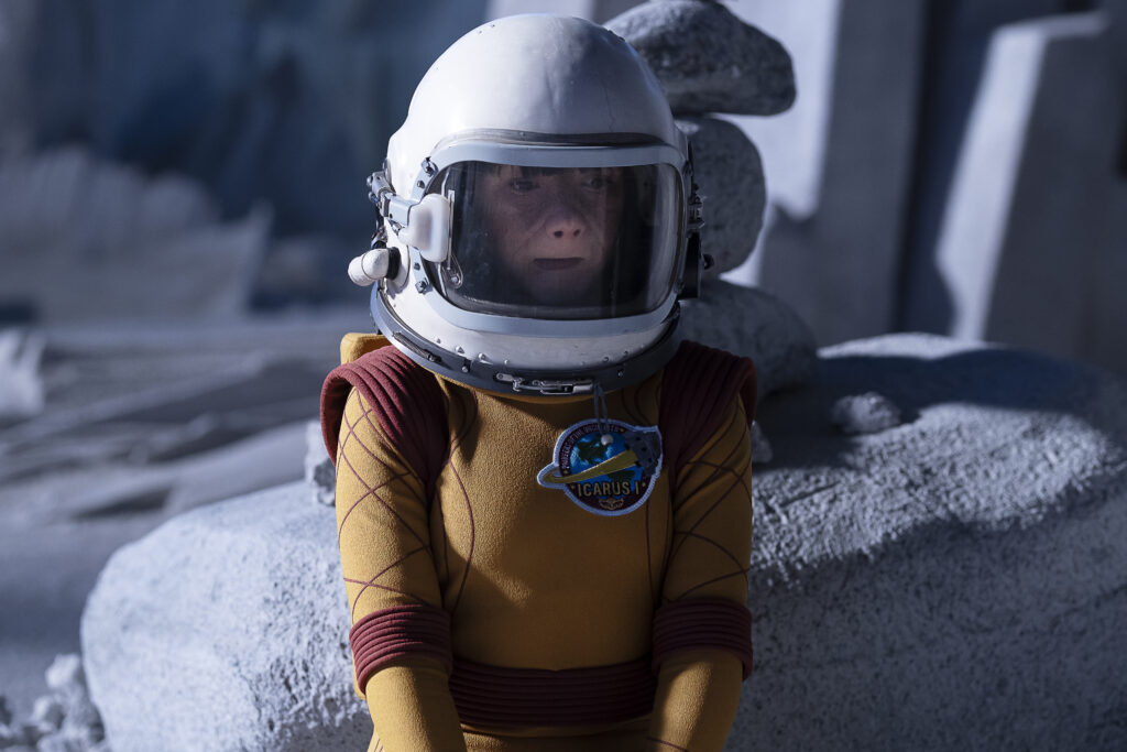 Abigail Shapiro as Dorothy Spinner in an astronaut suit.