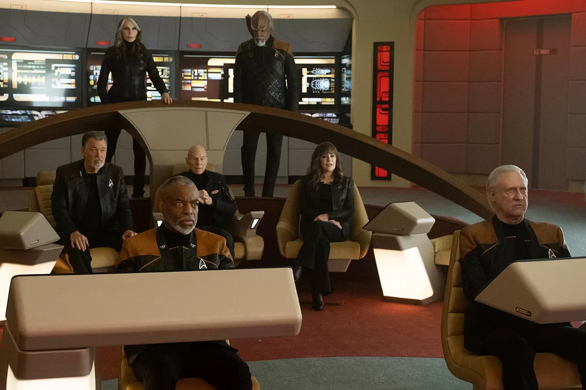 The Next Generation crew on the bridge of the Enterprise-D